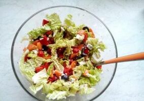 Japon diyeti için lahana salatası